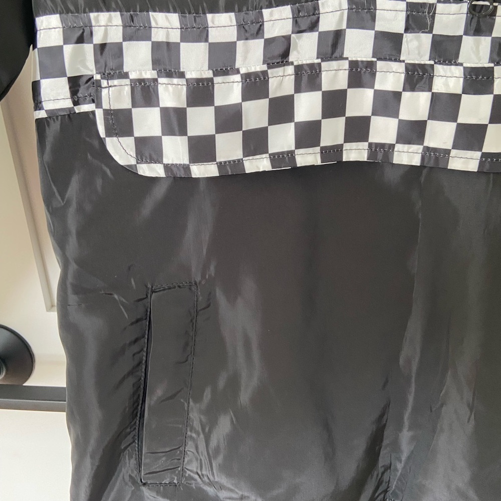 Beautiful Giant Black and Checkered Windbreaker - Picture 4 of 11